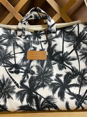Canvaslife Messenger Bag /Black & White Palm Tree Print